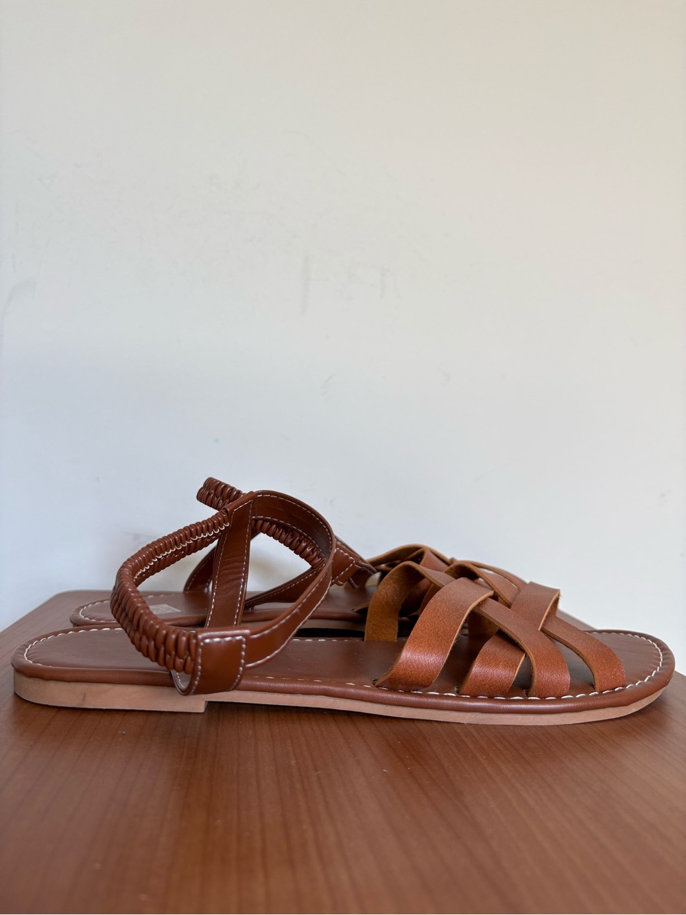 NWOB Tan Strappy Flat Sandals Elastic Ankle Strap Coastal Neutral Boho Size 10.5 - Picture 4 of 7